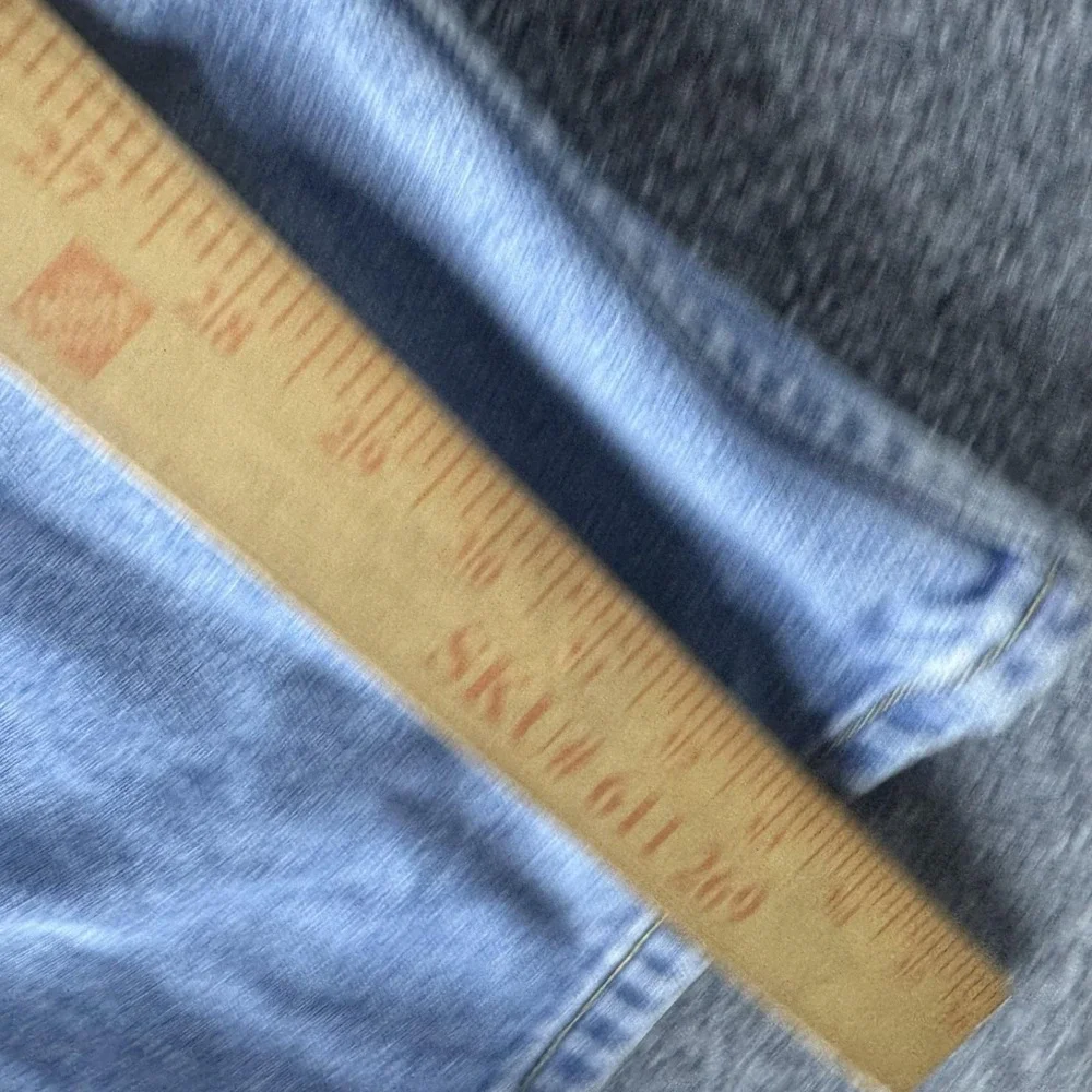 Levis 550 Jeans Mens 38x34 Blue Relaxed Tapered Light Wash Denim Workwear Pants